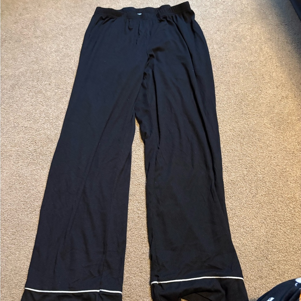 Nicole Miller Black Pajama Pants